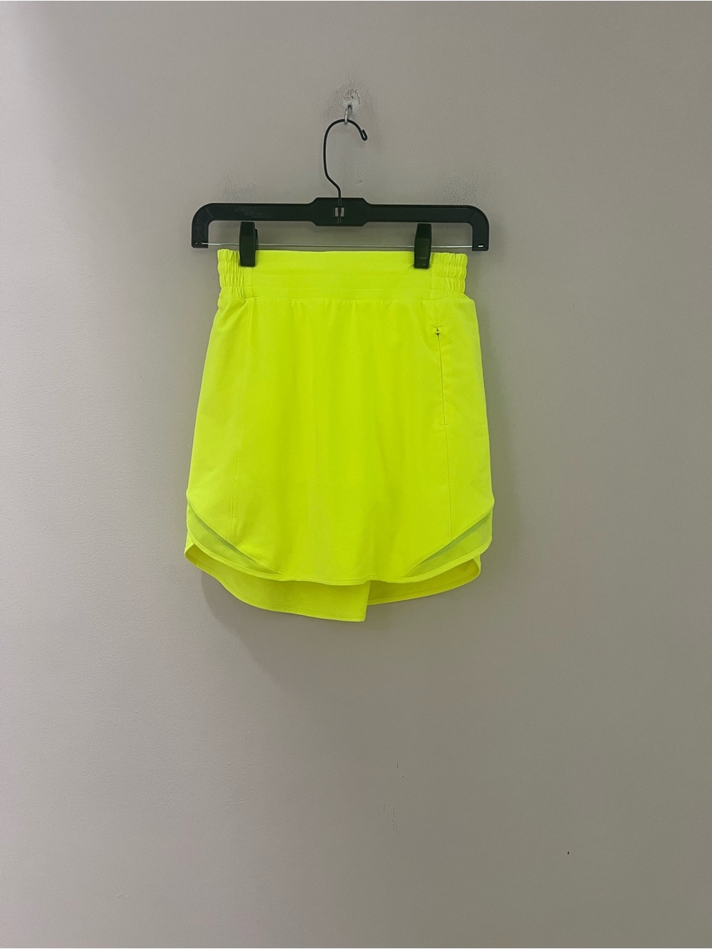 lululemon athletica Neon Yellow Active Skort - Picture 7 of 16